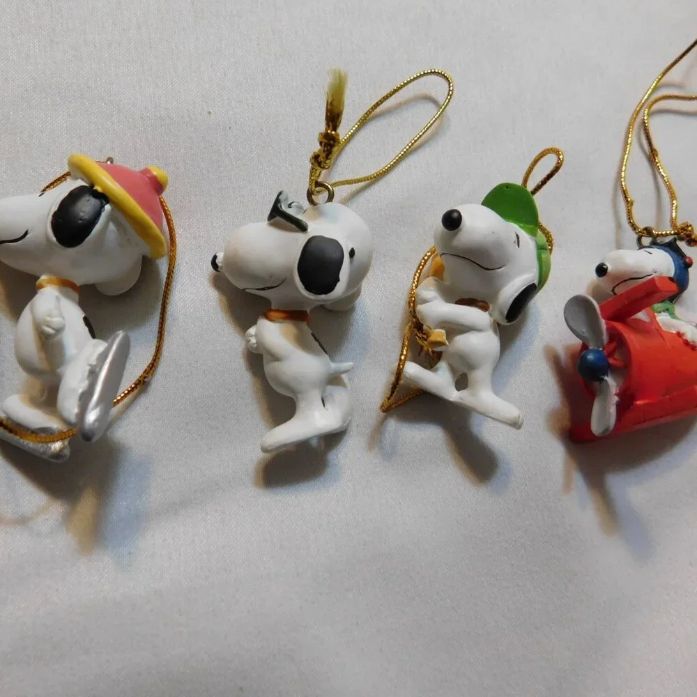 Peanuts Snoopy Tie-On Set of 4 with Box